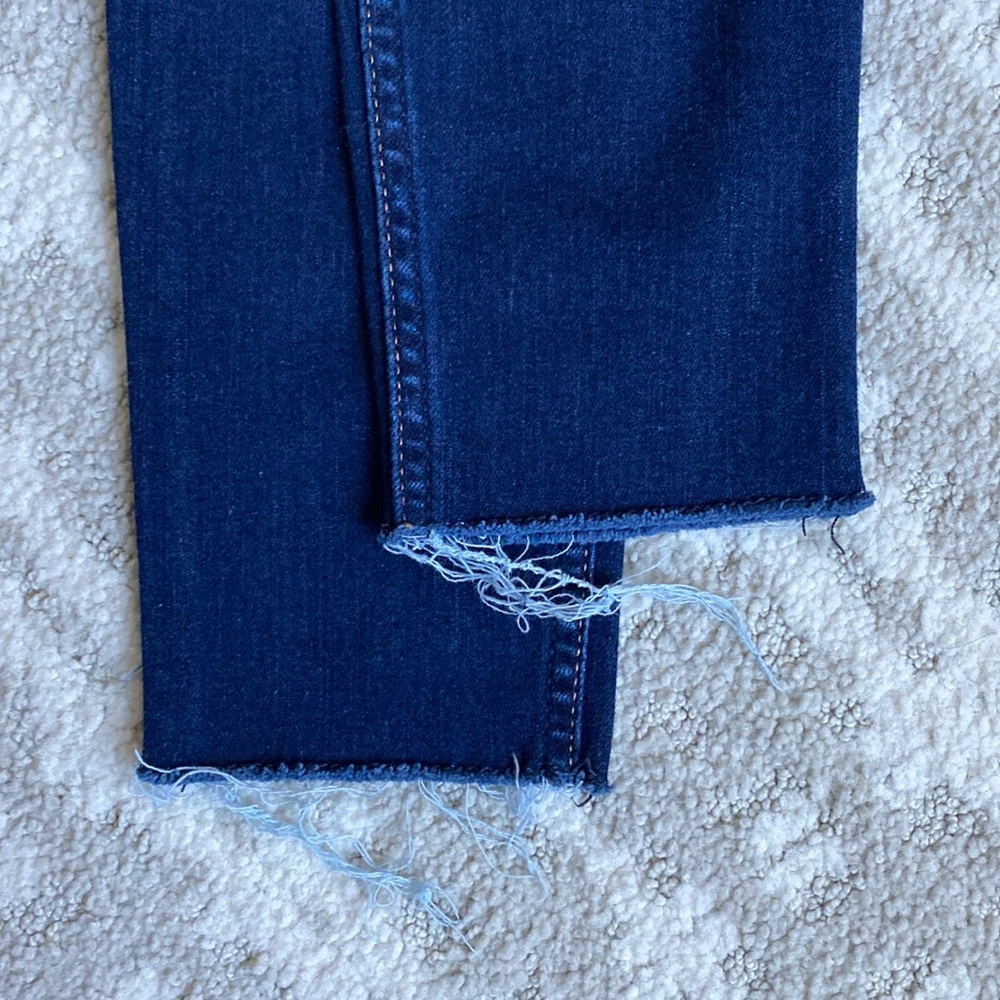 •Hollister• Distressed Super Skinny Jean - Picture 11 of 14
